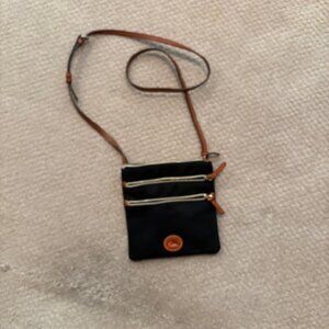 Crossbody Dooney and Bourke Purse
